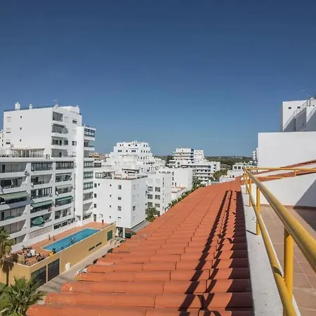 Charming In 50 M² Terrace * Quarteira