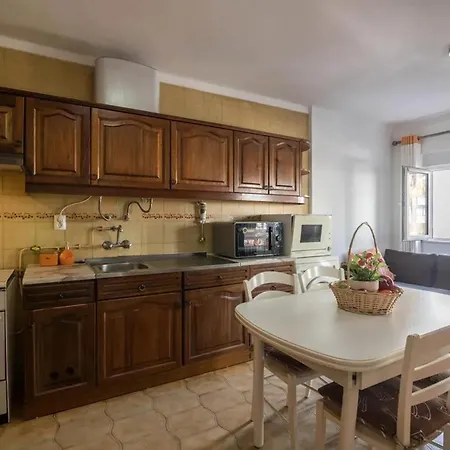 Charming In 50 M² Terrace Appartement